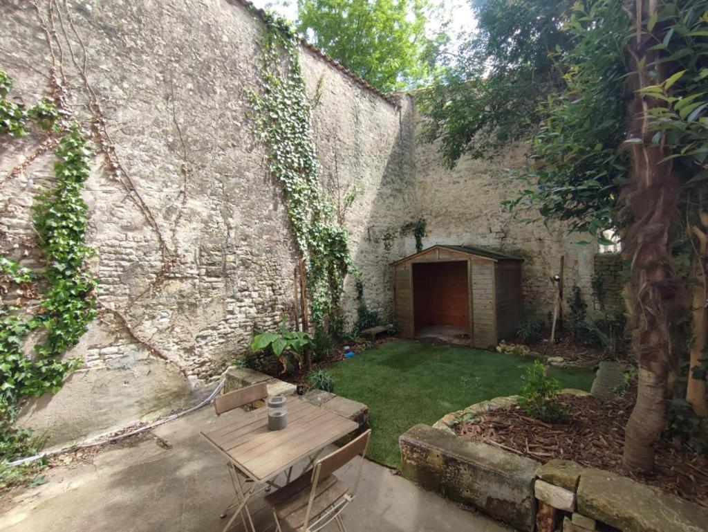 L'Escale Niortaise - Centre-Ville - 10Mn Gare - Wifi - Netflix Buitenkant foto