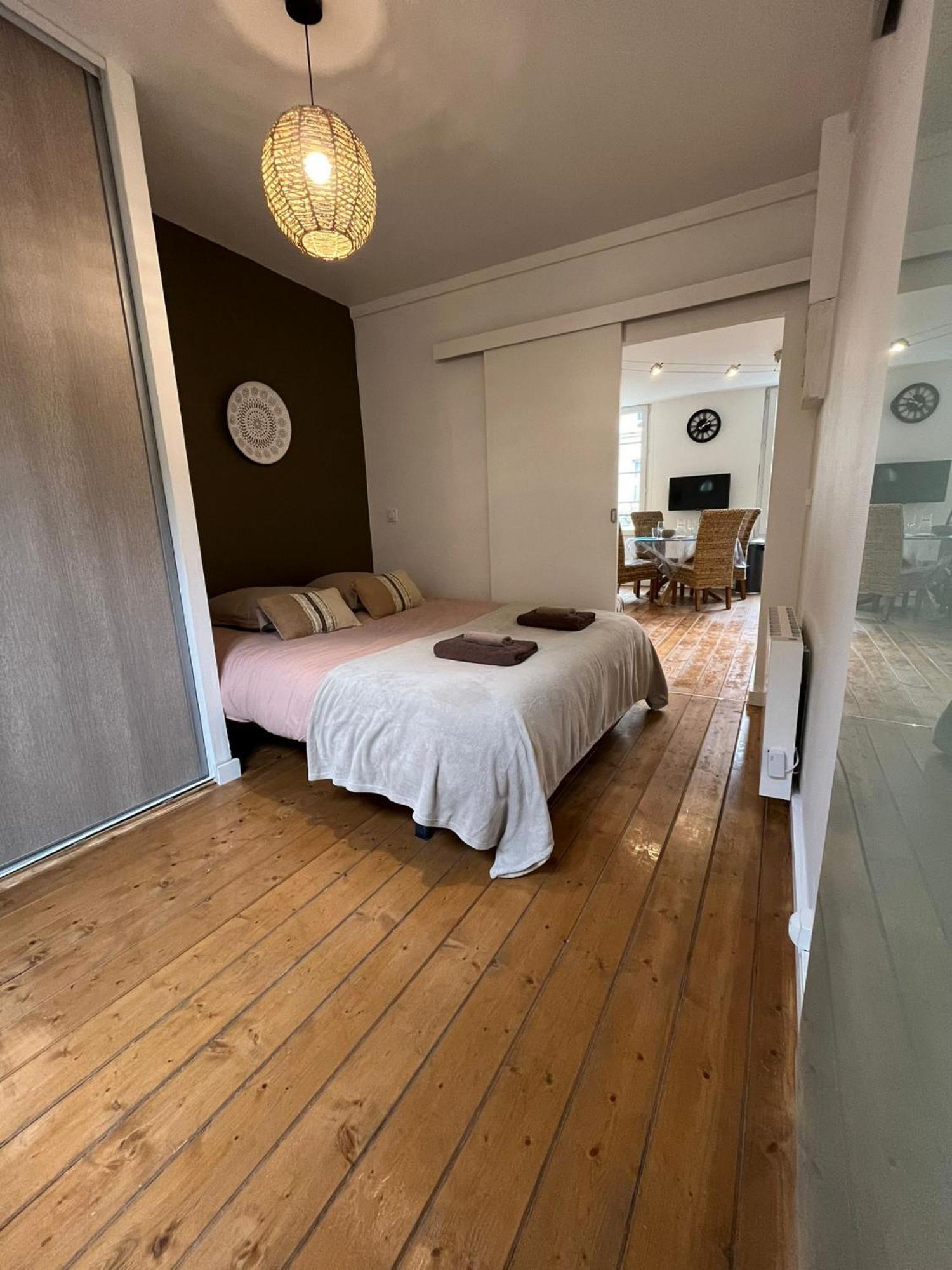 L'Escale Niortaise - Centre-Ville - 10Mn Gare - Wifi - Netflix Kamer foto